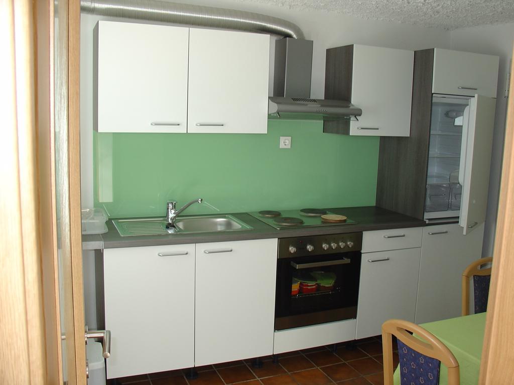 Apartment Zadraga Tolmin Zimmer foto